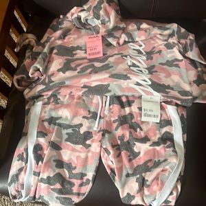 Justice pink gray camo jogger set. NWT. Girls 12.